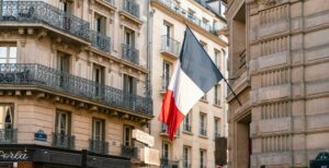 Campus EM Normandie Francia — International Summer School con becas para estudiantes UDD